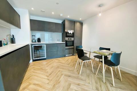 2 bedroom flat to rent, Elizabeth Tower, 141 Chester Road, Castlefield, Manchester, M15