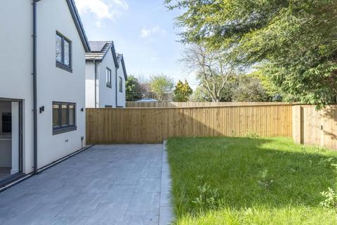 4 bedroom detached house to rent, Players Close, Bristol BS16