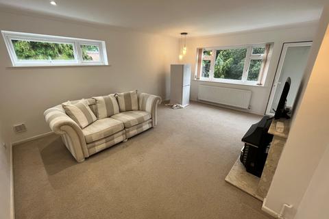 2 bedroom apartment to rent, 47 West Cliff Road, Dorset, West Cliff, Bournemouth, BH4