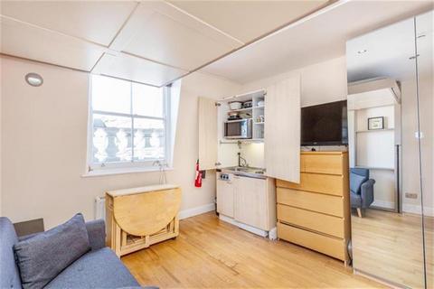 Studio to rent, 43 Clanricarde Gardens, London W2