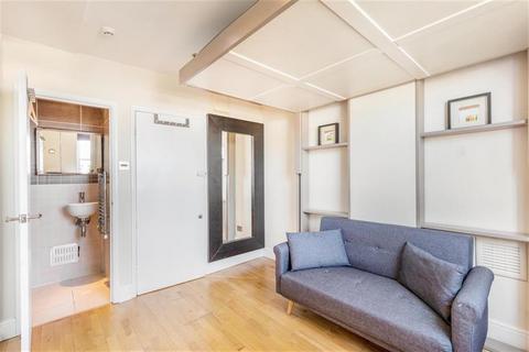 Studio to rent, 43 Clanricarde Gardens, London W2