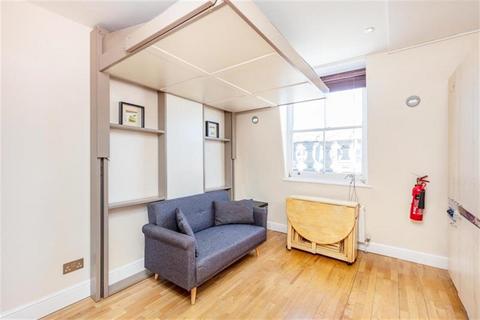 Studio to rent, 43 Clanricarde Gardens, London W2