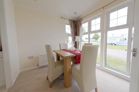 2 bedroom park home for sale, Ryther road, Ulleskelf  Tadcaster