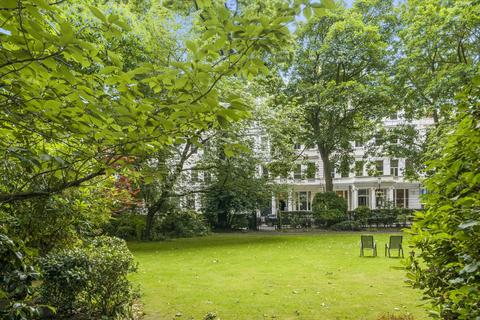 1 bedroom flat for sale, Cornwall Gardens, South Kensington