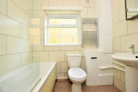 1 bedroom flat to rent, Inverton Road Peckham SE15