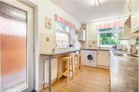 9 Dovecote Road, Bromsgrove, B61 7BN