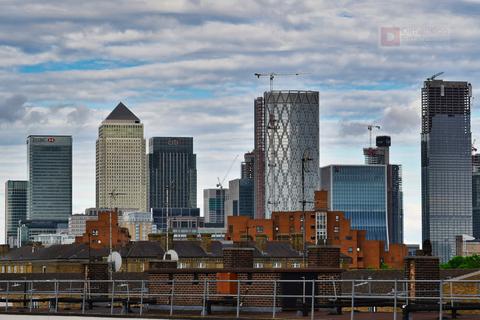 Flat 42, Gosling House Sutton Street, London, E1 0AU