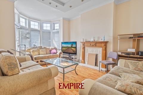 1 bedroom in a house share to rent, Kingsbury Road, Erdington b24 8QY
