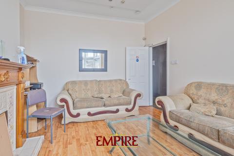 1 bedroom in a house share to rent, Kingsbury Road, Erdington b24 8QY