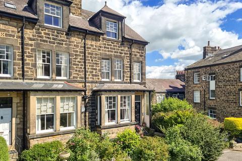 3 bedroom apartment to rent, Cornwall Road, Harrogate, HG1