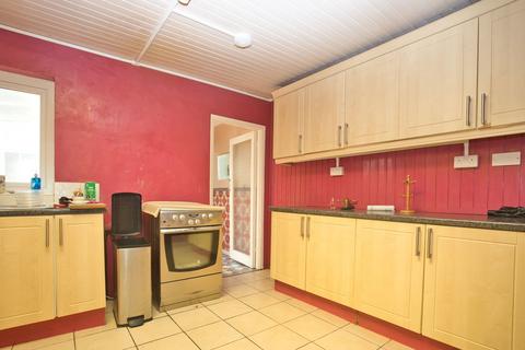 2 bedroom terraced house for sale, Coombe Valley Road, Dover, CT17