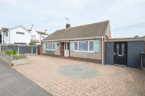 2 bedroom bungalow for sale, Sycamore Close, Broadstairs, CT10