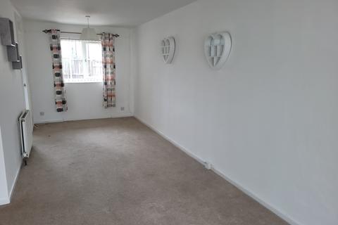 3 bedroom terraced house to rent, Falkland Place, Stenhousemuir, FK5