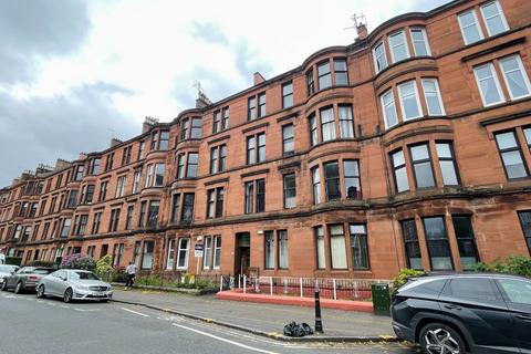 3 bedroom flat to rent, Highburgh Road, Glasgow, G12