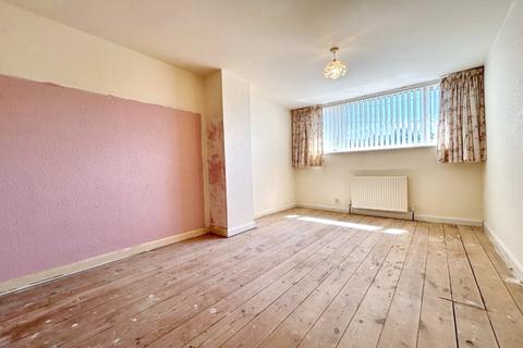 3 bedroom bungalow for sale, First Avenue, Horbury, Wakefield, West Yorkshire