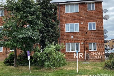 1 Ranyard Close, Chessington, KT9 1HR