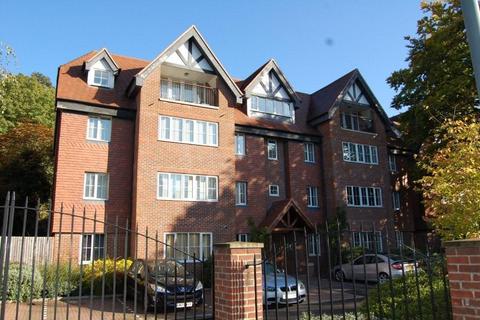 2 bedroom apartment to rent, 6 Foxley Lane, PURLEY CR8