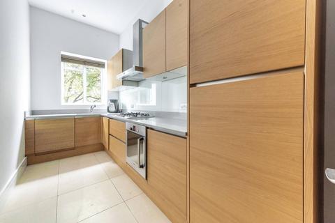 3 bedroom flat to rent, Onslow Square, South Kensington, London, SW7