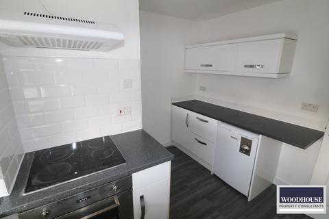 2 bedroom apartment for sale, Manorcroft Parade, Cheshunt EN8