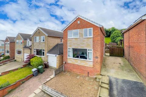 3 bedroom detached house for sale, Brighton Close, Batley