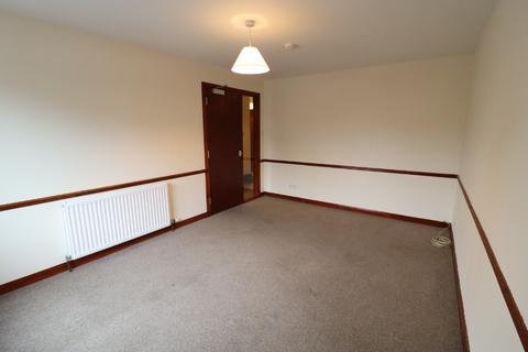 2 bedroom flat to rent, Telford Court, Inverness, IV3