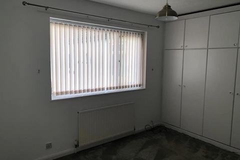 3 bedroom terraced house to rent, Manchester, Manchester M23