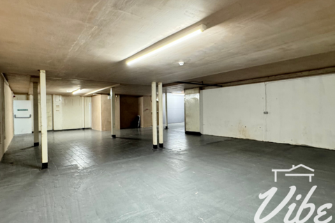 Industrial unit to rent, Crawley Road, London N22