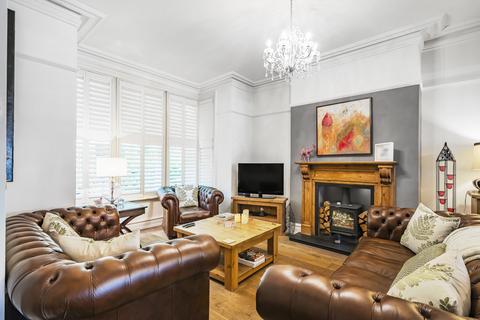 4 bedroom terraced house for sale, West End Avenue, Harrogate, North Yorkshire