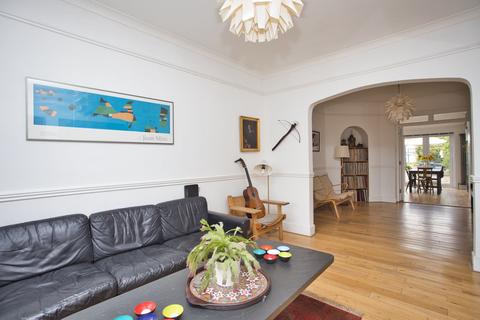 265 Dover Road, Folkestone, CT19 6NT