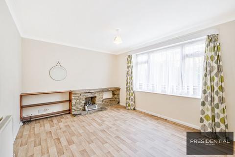 2 bedroom flat for sale, Wanstead E11