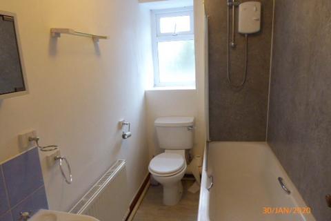 2 bedroom end of terrace house to rent, Carmarthen, ,