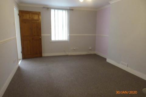 2 bedroom end of terrace house to rent, Carmarthen, ,
