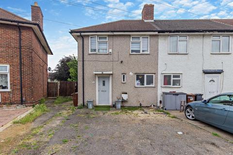 3 bedroom end of terrace house for sale, Valence Circus, Dagenham, RM8