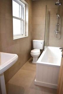 2 bedroom semi-detached house to rent, Church Street, Hungerford