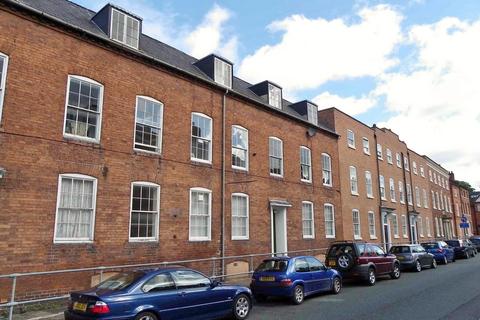2 bedroom flat to rent, Bath Road, Worcester WR5