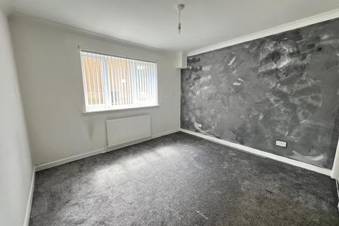2 bedroom flat to rent, Elm Court, South Lanarkshire, Blantyre, G72