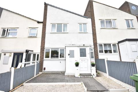 3 bedroom terraced house for sale, Field End, Leeds, West Yorkshire