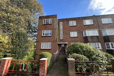 1 bedroom flat to rent, Wimborne Road, Bournemouth,