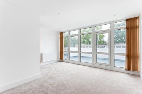 2 bedroom ground floor flat for sale, Hannay Walk, London, SW16