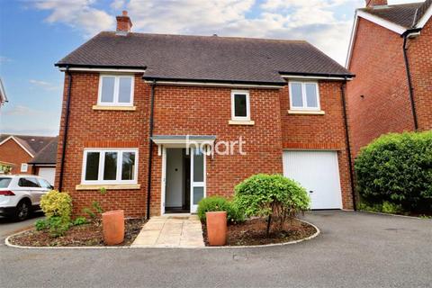 3 bedroom detached house to rent, Jupiter Close, Aylesbury