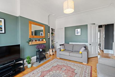 1 bedroom flat for sale, Oban Drive, North Kelvinside, G20 6AA