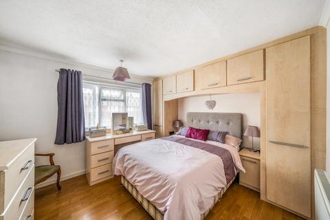 3 bedroom end of terrace house for sale, Sunbury-on-Thames,  Surrey,  TW16