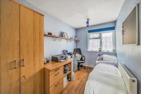 3 bedroom end of terrace house for sale, Sunbury-on-Thames,  Surrey,  TW16