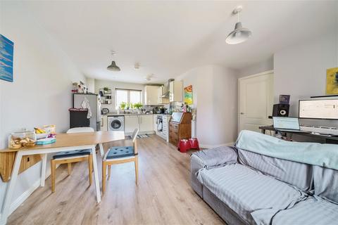 2 bedroom flat for sale, Barber Road, Basingstoke