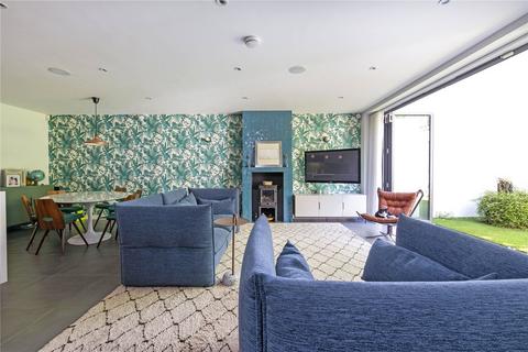 4 bedroom semi-detached house for sale, West Road, London, SW4