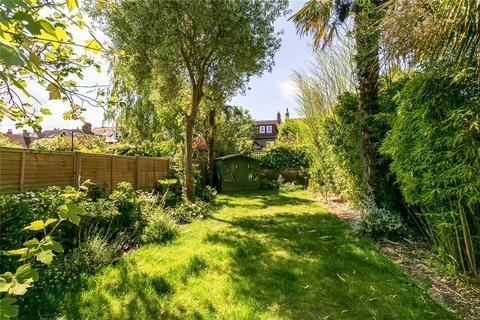8 Lawn Crescent, Richmond, TW9 3NR