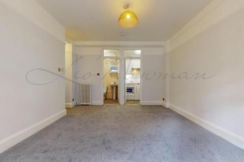 Studio to rent, Coram Street, Bloomsbury, WC1