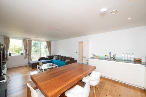 2 bedroom flat for sale, Victoria House, 117-129 Victoria Street, St. Albans, Hertfordshire