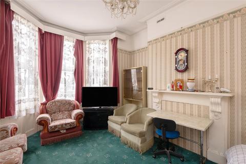 5 bedroom terraced house for sale, Brodrick Road, London SW17