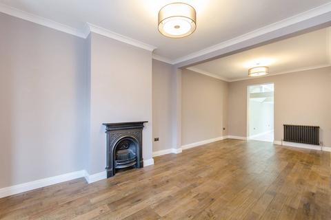 4 bedroom house to rent, Waldo Road, NW10, College Park, London, NW10